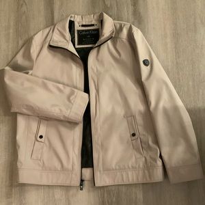 NWOT Men’s CALVIN KLEIN Size Large Spring Jacket - Tan Colour